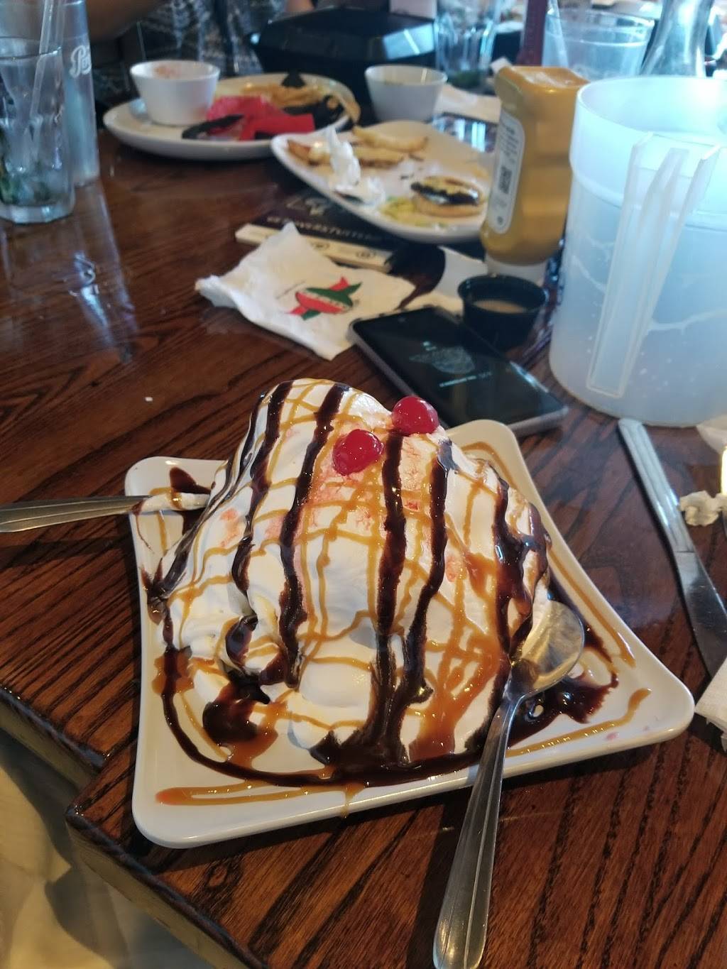 Paninis Westlake | restaurant | 23800 Detroit Rd, Westlake, OH 44145, USA | 4402500075 OR +1 440-250-0075