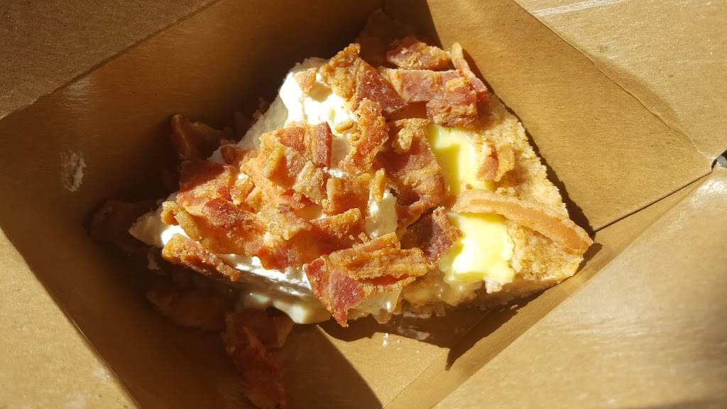 The Pie Hole | bakery | 658 Americana Way, Glendale, CA 91210, USA | 8189455249 OR +1 818-945-5249