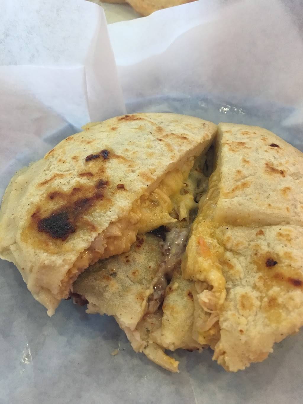 Pupuseria Dona Azucena | restaurant | 13574 Jefferson Davis Hwy, Woodbridge, VA 22191, USA | 7034912404 OR +1 703-491-2404