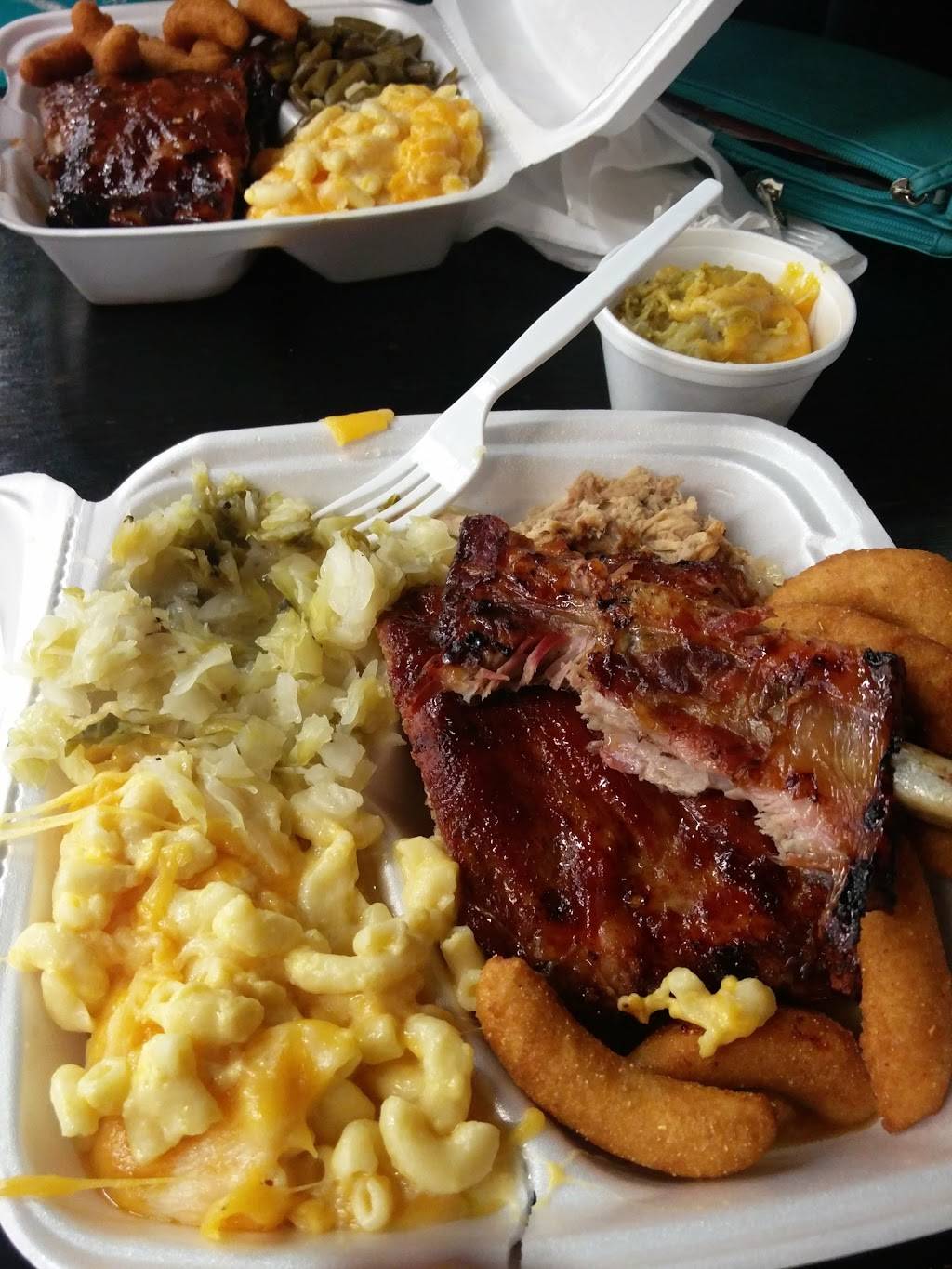 RJs Famous Chicken, BBQ & Ribs | restaurant | 2518 S Memorial Dr, Greenville, NC 27834, USA | 2527589991 OR +1 252-758-9991