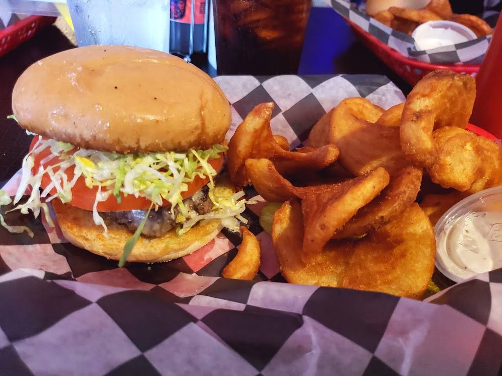 The Woodstone Deli | restaurant | 3500 Fort Henry Dr, Kingsport, TN 37664, USA | 4232459663 OR +1 423-245-9663