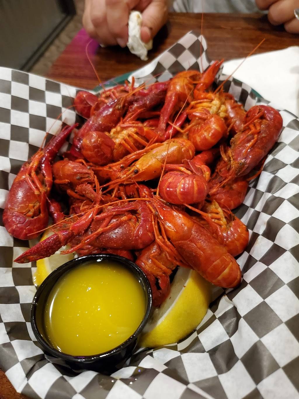 Chesters Cajun Grill | restaurant | 301 Cleveland Dr, Buffalo, NY 14215, USA | 7162599461 OR +1 716-259-9461