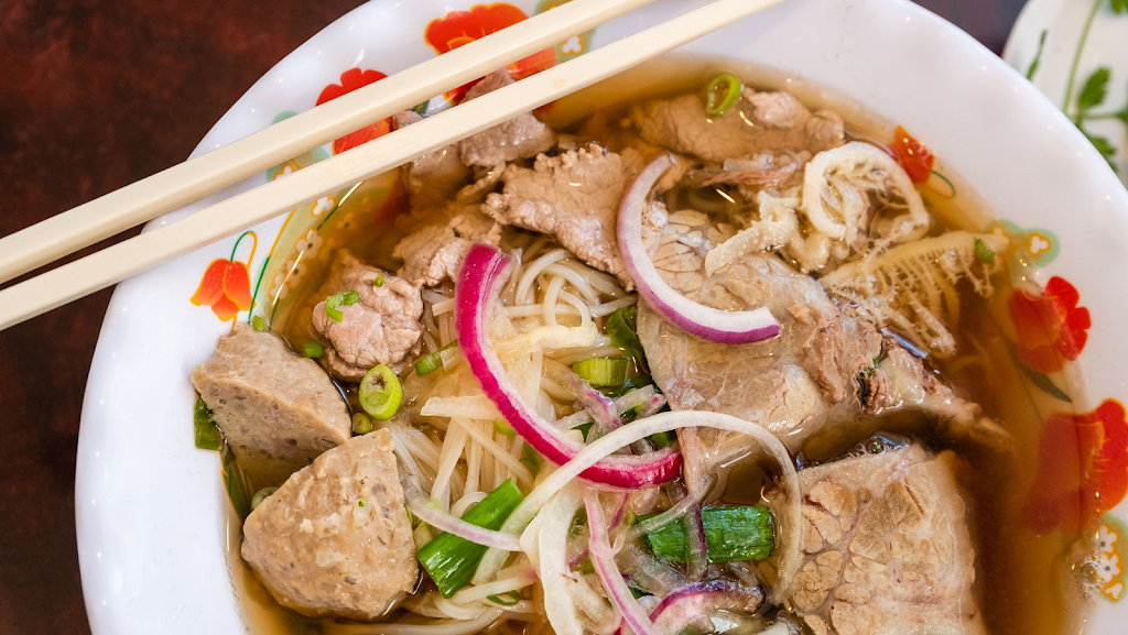 Pho Craft | restaurant | 3307 Oak Springs Dr, Austin, TX 78721, USA | 7373001240 OR +1 737-300-1240