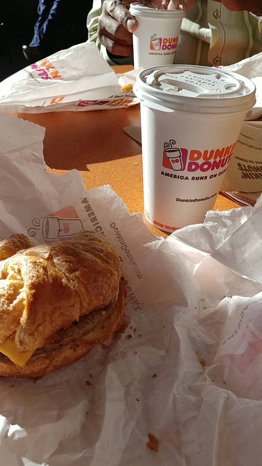 Dunkin | cafe | 2165 N Chester St, Gastonia, NC 28052, USA | 7048690778 OR +1 704-869-0778