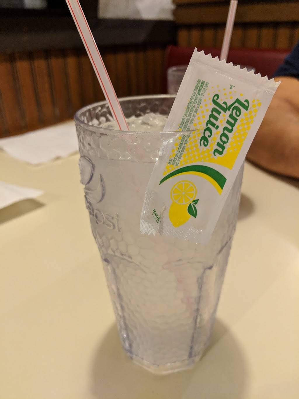 Pizza Hut | meal takeaway | 721 E Main St, Luray, VA 22835, USA | 5407435177 OR +1 540-743-5177