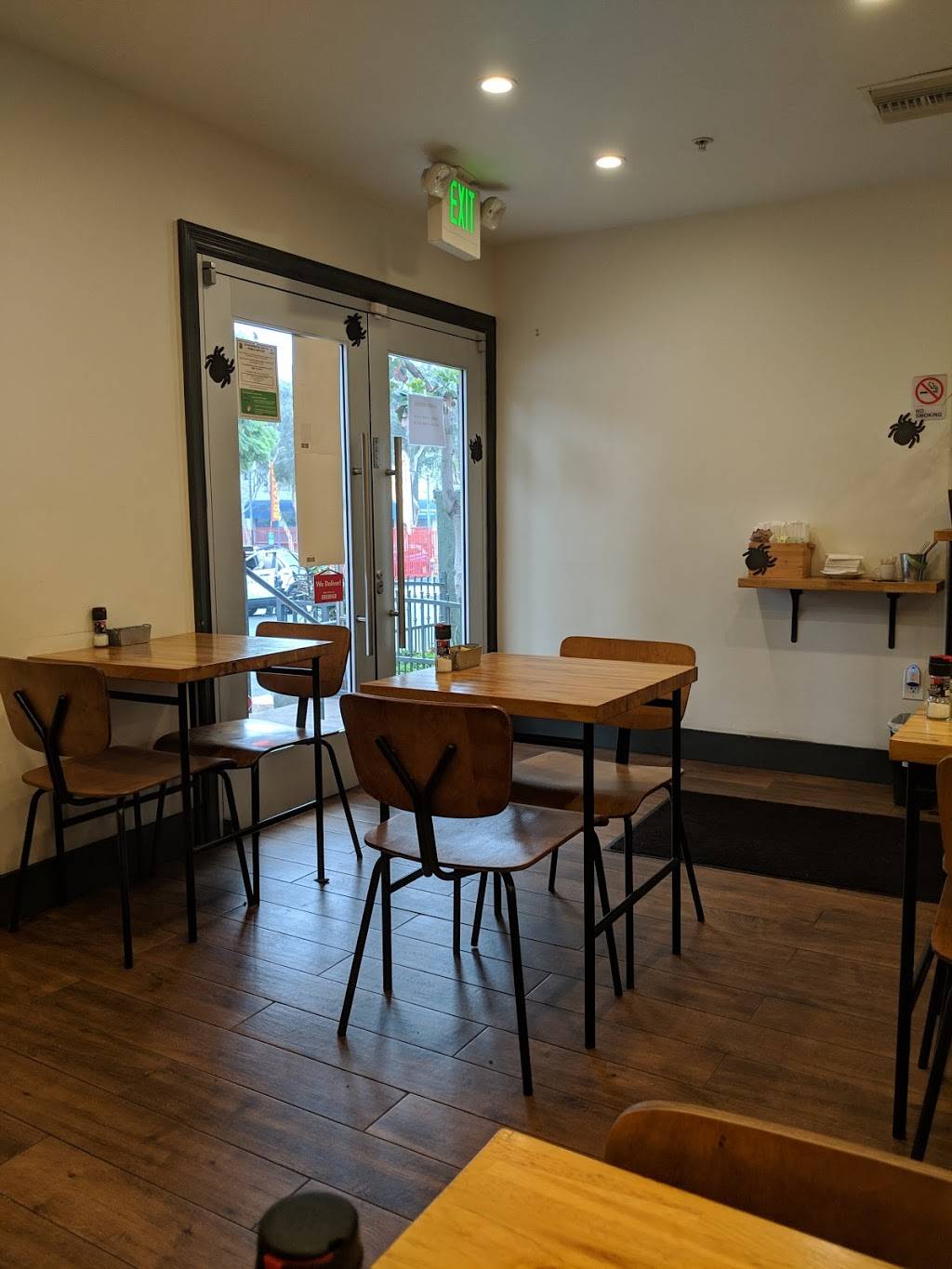 Scrumptious Cafe Bakery | restaurant | 1111 N Hayworth Ave, West Hollywood, CA 90046, USA | 3237984211 OR +1 323-798-4211