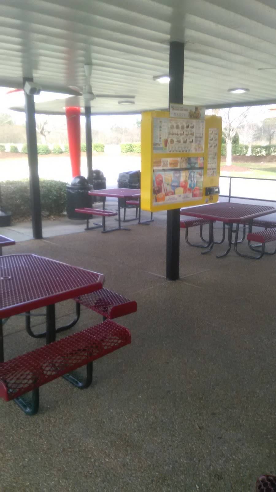 Sonic Drive-In | restaurant | 721 E Rochambeau Dr, Williamsburg, VA 23188, USA | 7572589100 OR +1 757-258-9100