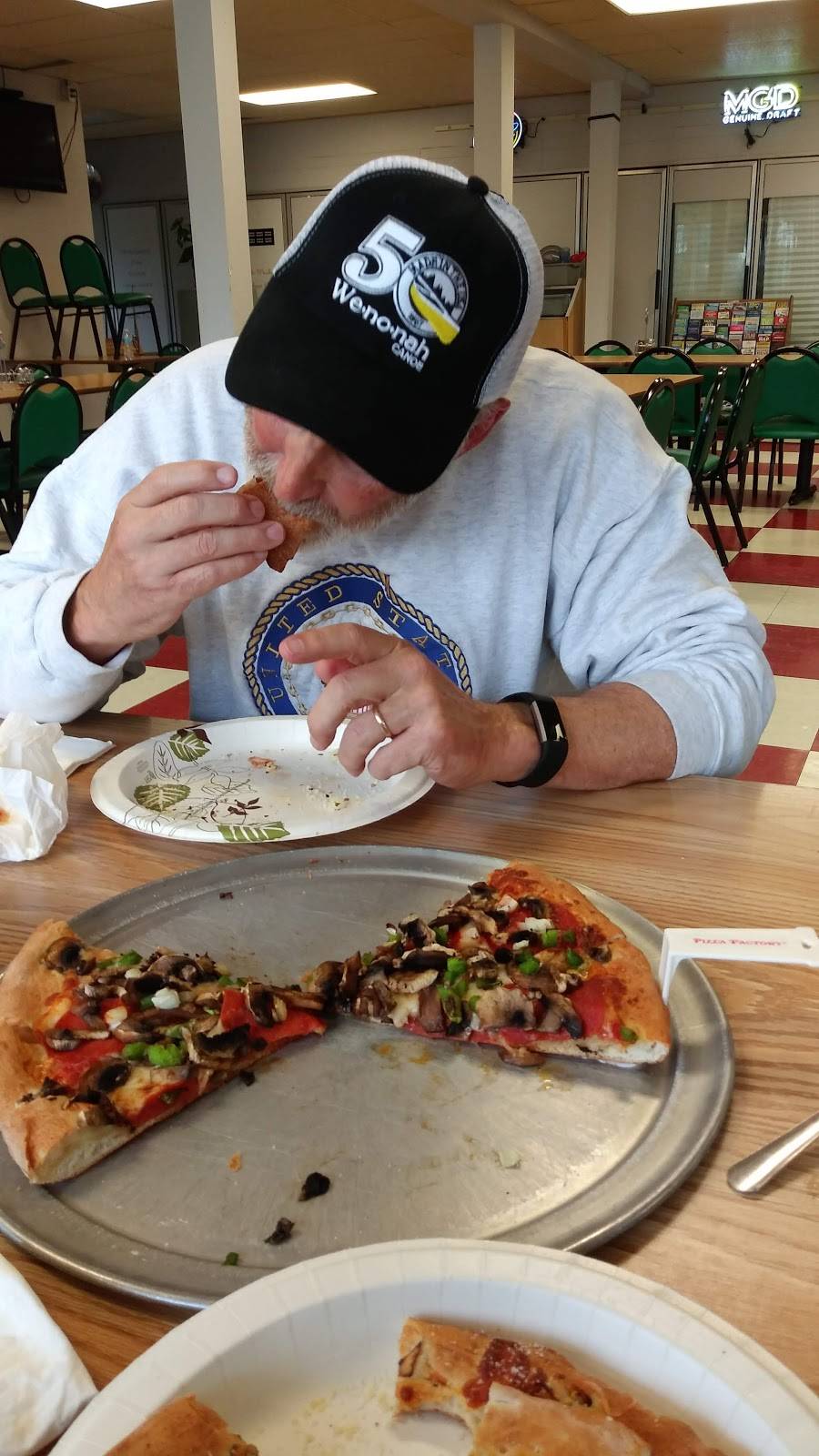 Island Pizza | restaurant | 947 Ault Field Rd, Oak Harbor, WA 98277, USA | 3606790300 OR +1 360-679-0300