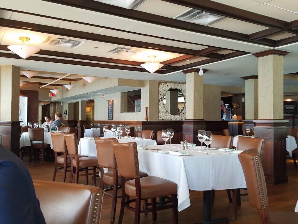 Smith & Wollensky | restaurant | 1 Washington Ave, Miami Beach, FL 33139, USA | 3056732800 OR +1 305-673-2800