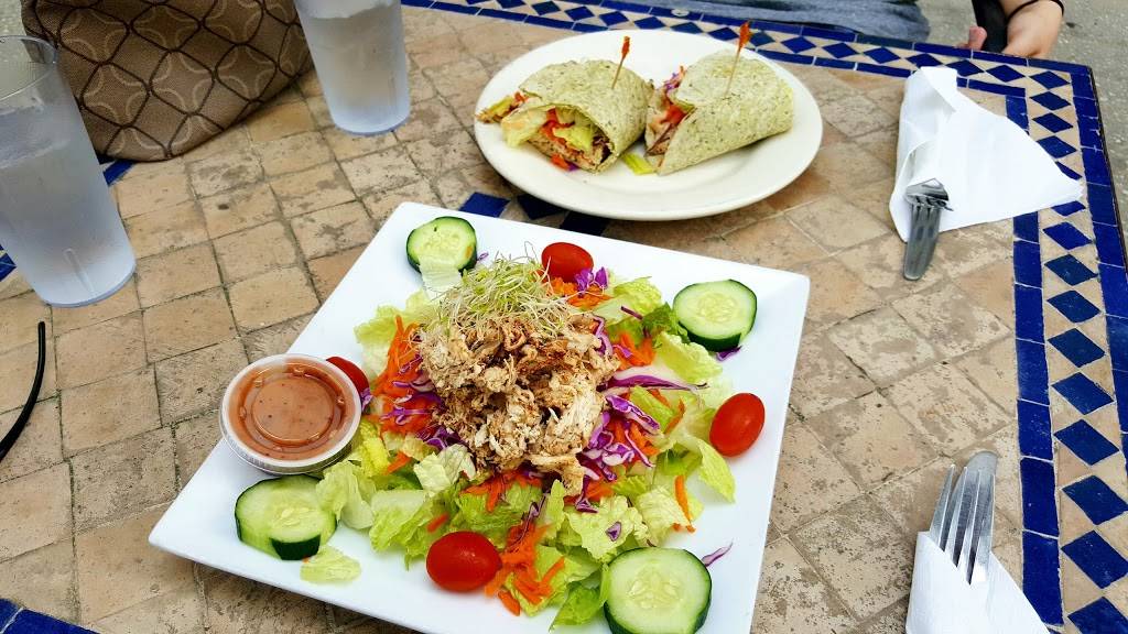 Mickeys Cafe & Organics | restaurant | 318 Central Ave, St. Petersburg, FL 33701, USA | 7278519832 OR +1 727-851-9832