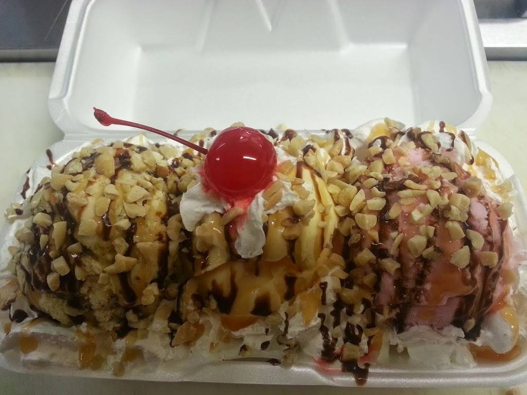 Tuxies Juices | restaurant | 6030 Magnolia Ave, Riverside, CA 92506, USA | 9517811048 OR +1 951-781-1048