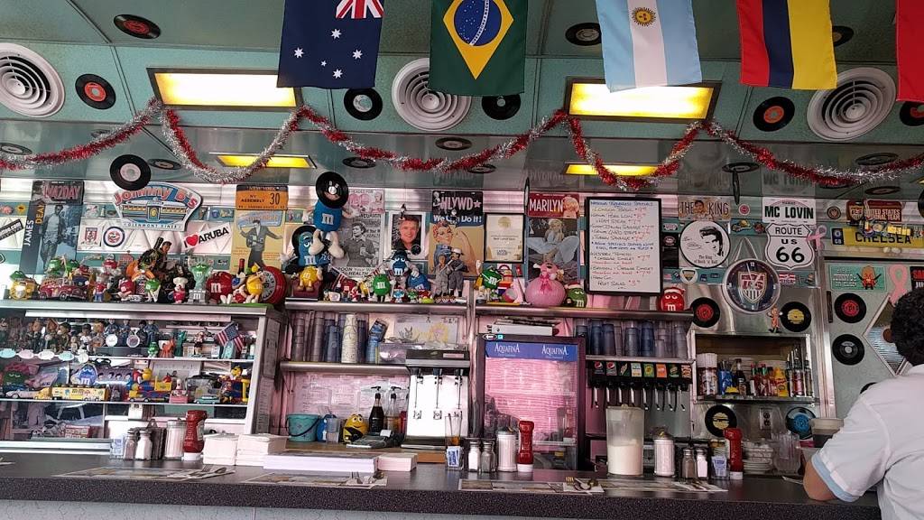 Johnny Bs Glenmont Diner | restaurant | 21 Frontage Rd, Glenmont, NY 12077, USA | 5184343761 OR +1 518-434-3761