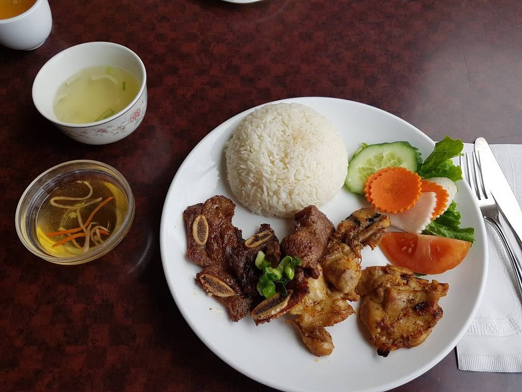 Pho Kinh Do Vietnamese Thai | restaurant | 650 Woodlawn Rd W, Guelph, ON N1K 1B8, Canada | 5197801144 OR +1 519-780-1144