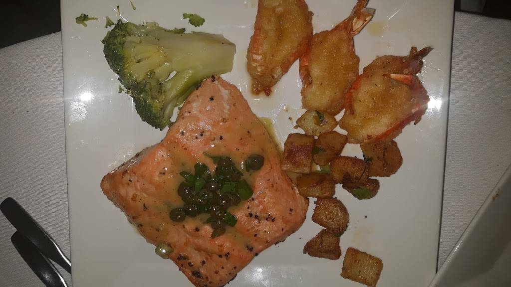 Greek House Restaurant | restaurant | 13081 Boul Gouin O, Pierrefonds, QC H8Z 1X1, Canada | 5146246161 OR +1 514-624-6161