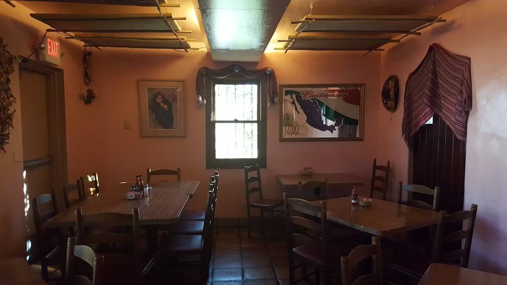 El Minuto Cafe | restaurant | 354 S Main Ave, Tucson, AZ 85701, USA | 5208824145 OR +1 520-882-4145