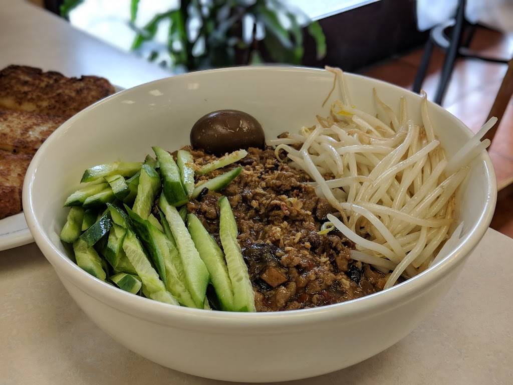 Huge Tree Pastry | restaurant | 423 N Atlantic Blvd, Monterey Park, CA 91754, USA | 6264588689 OR +1 626-458-8689