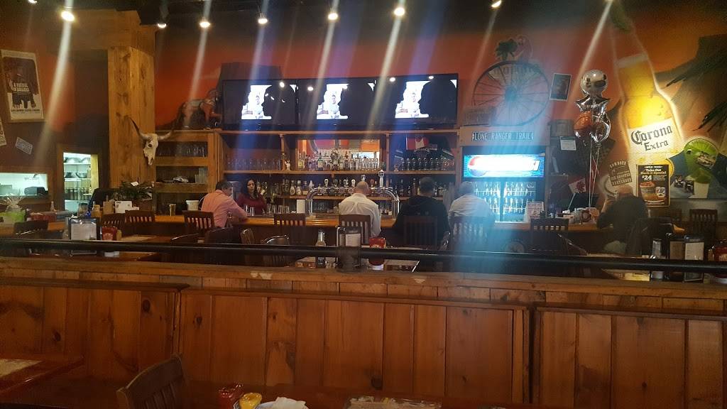 Wild Wing | restaurant | 371 Mountainview Rd S, Georgetown, ON L7G 5X3, Canada | 9058779911 OR +1 905-877-9911