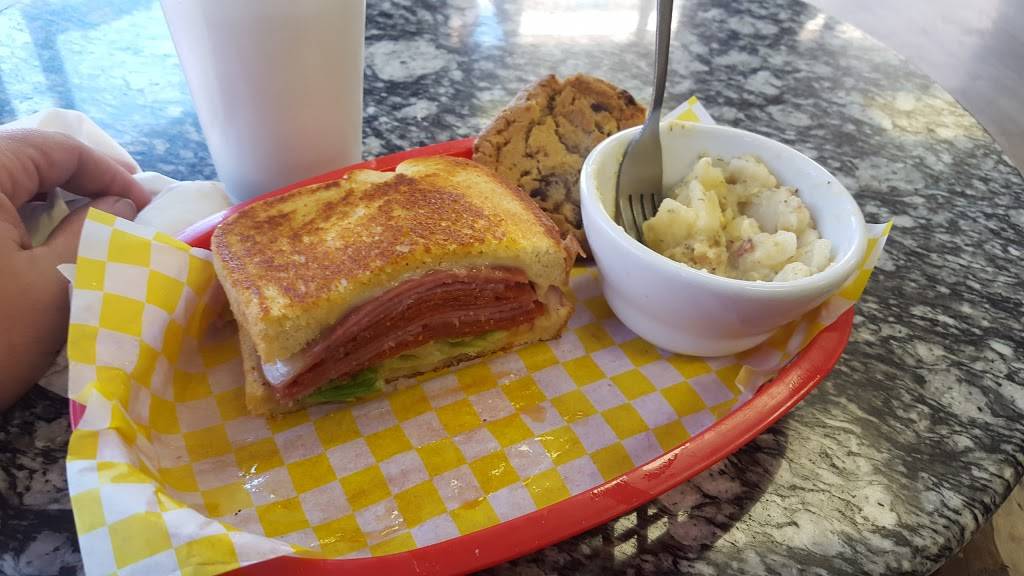 Toonerville Deli | restaurant | 1201 S 1st St, Louisville, KY 40203, USA | 5026356960 OR +1 502-635-6960