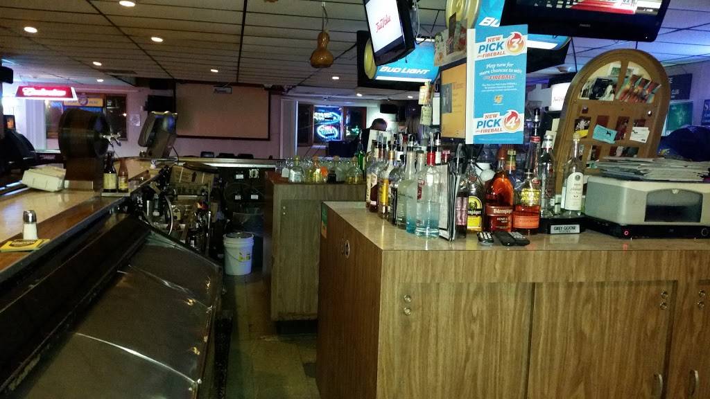 Lost Acre Tavern | restaurant | 7 Alexander Cir, Romeoville, IL 60446, USA | 8158864989 OR +1 815-886-4989