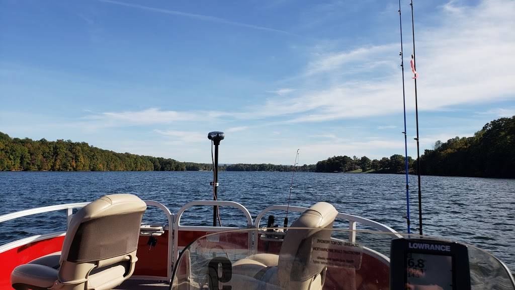 Lakeview Marina | meal takeaway | 1439 Tims Ford Dr, Winchester, TN 37398, USA | 9319676711 OR +1 931-967-6711