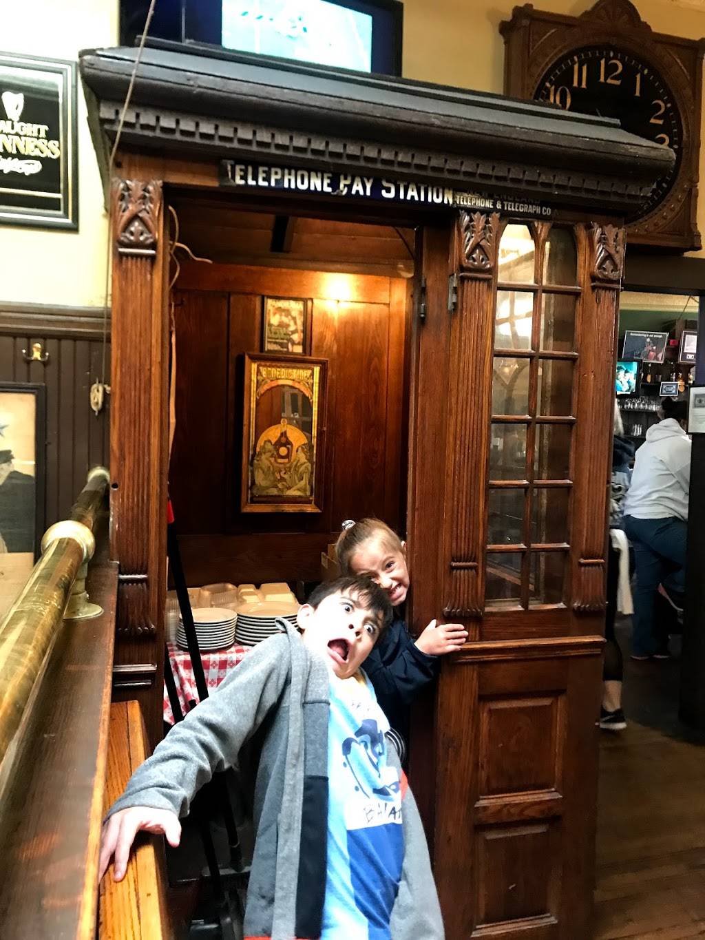 Doyles Cafe | restaurant | 3484 Washington St, Jamaica Plain, MA 02130, USA | 6175242345 OR +1 617-524-2345