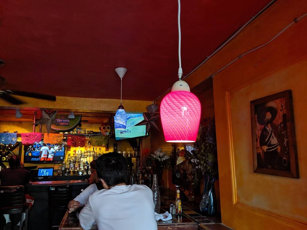 Joses | restaurant | 131 Sherman St, Cambridge, MA 02140, USA | 6173540335 OR +1 617-354-0335