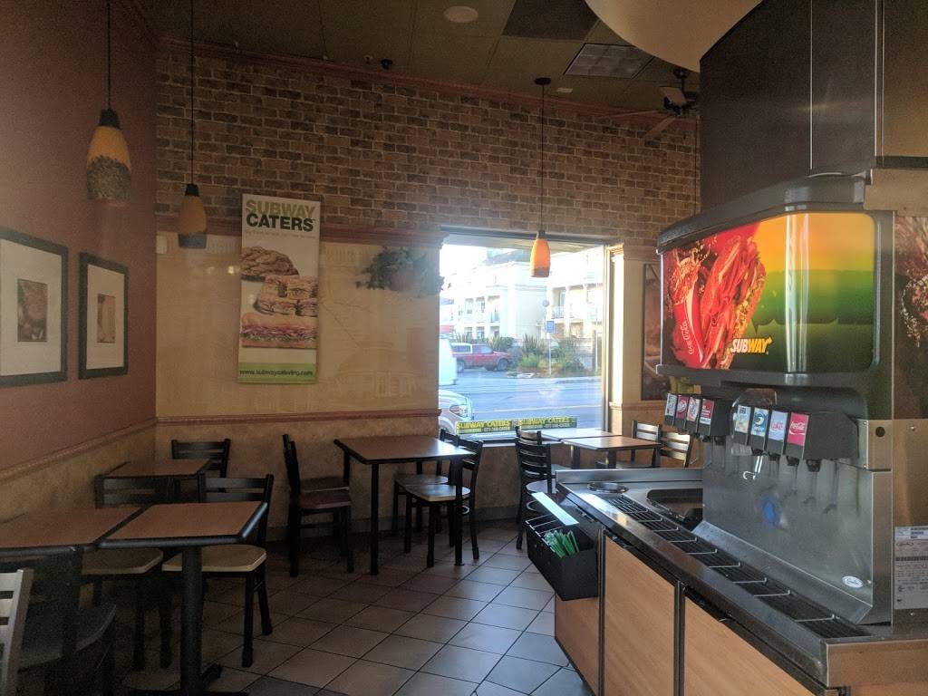 Subway Restaurants | restaurant | 1000 King Dr #101, Daly City, CA 94015, USA | 6504517640 OR +1 650-451-7640