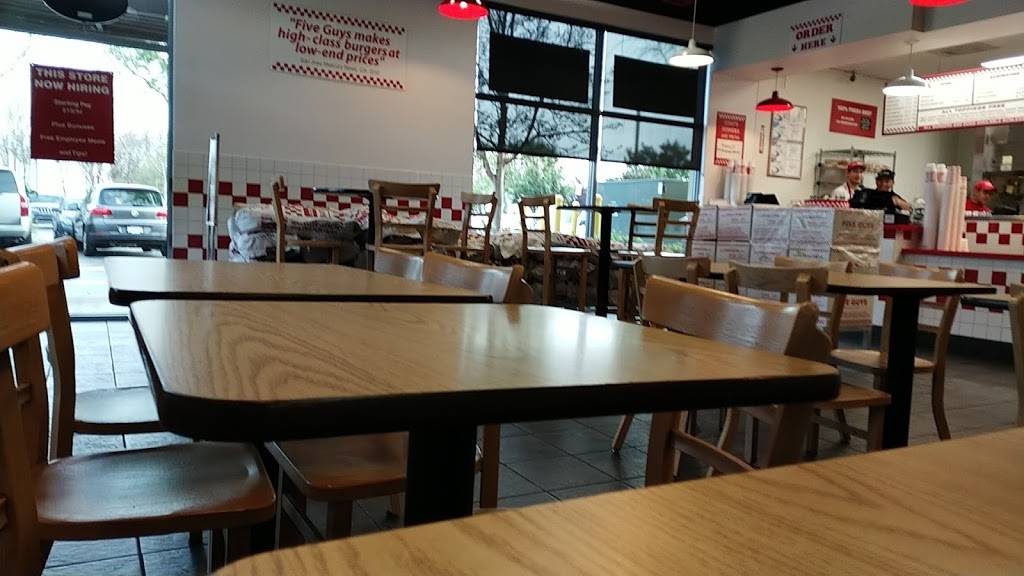 Five Guys | meal takeaway | 116 E El Camino Real, Sunnyvale, CA 94085, USA | 4088309100 OR +1 408-830-9100