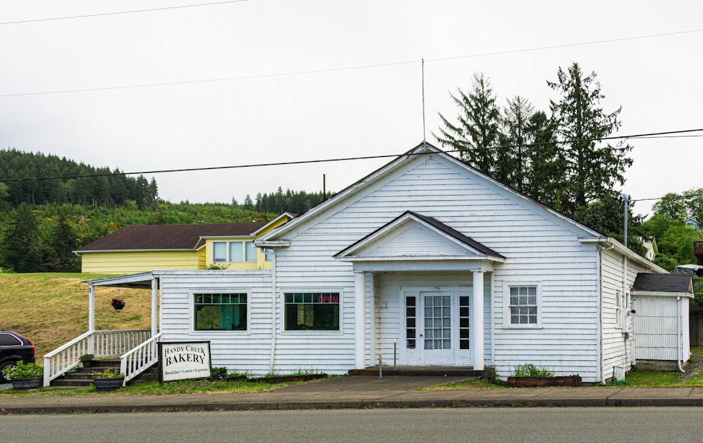Handy Creek Bakery and cafe | bakery | 63 N Hwy 101, Wheeler, OR 97147, USA | 5033682253 OR +1 503-368-2253