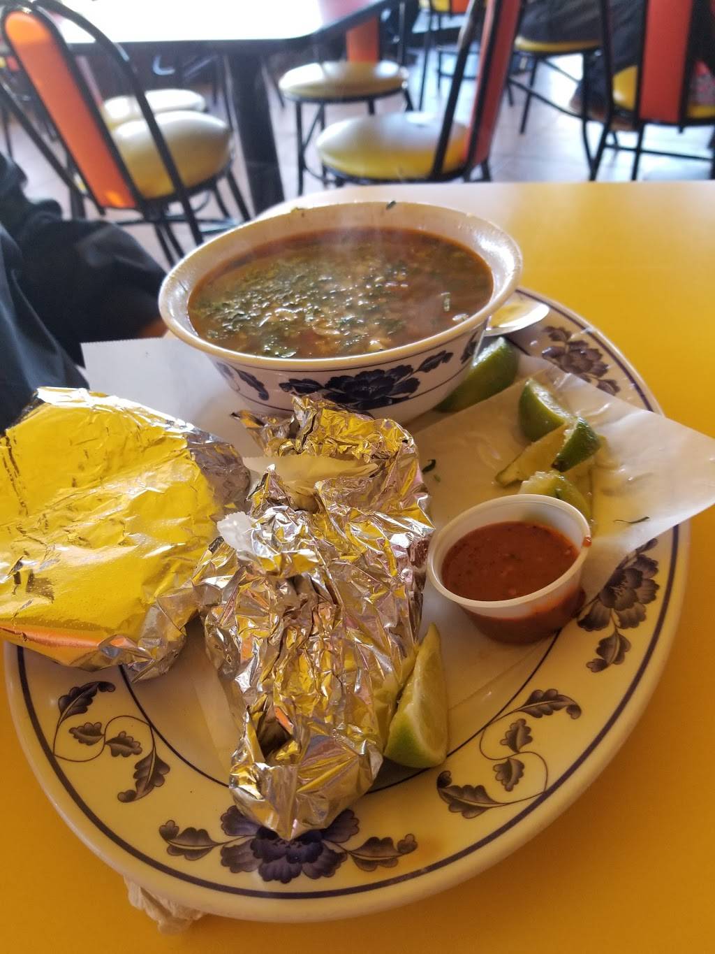 El Chalateco | restaurant | 1694 Alum Rock Ave, San Jose, CA 95116, USA | 4082548355 OR +1 408-254-8355