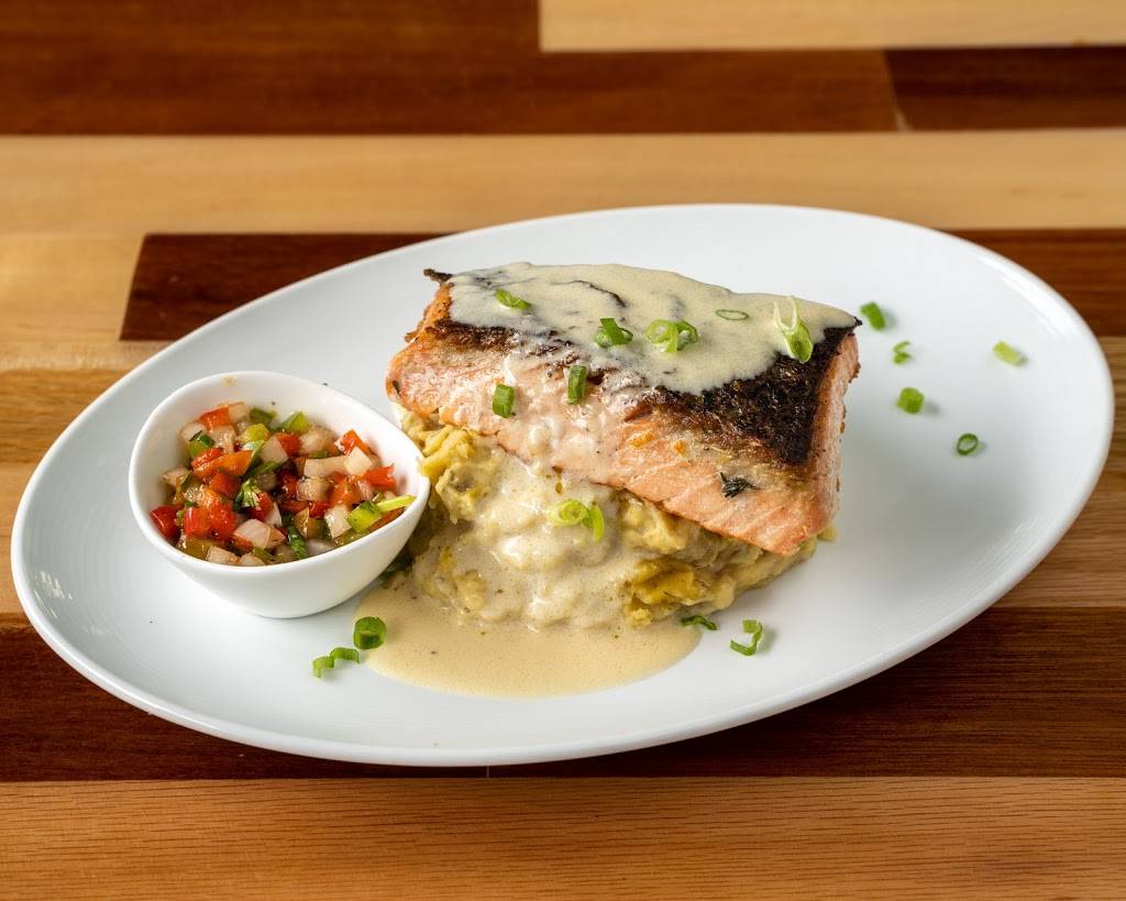 Don Matias Fusion Cuisine | restaurant | 203 S Union St, Lawrence, MA 01843, USA | 9783979704 OR +1 978-397-9704