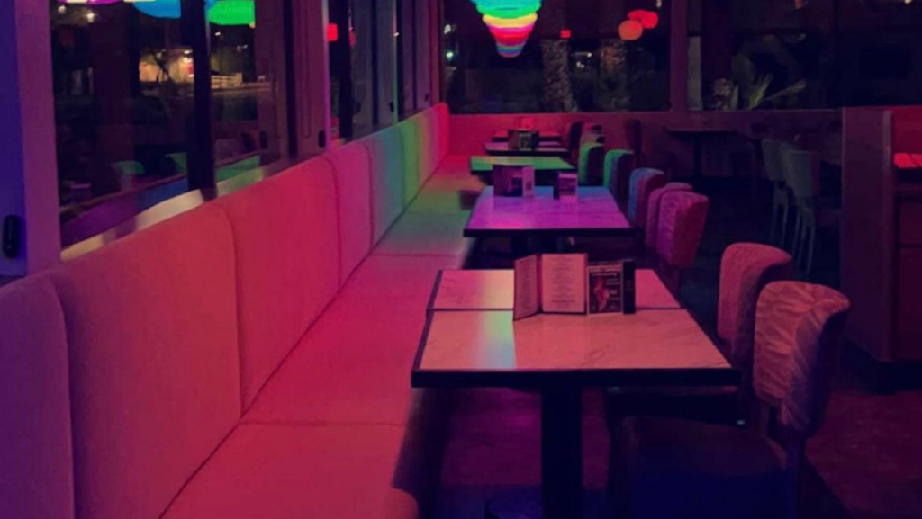 Bumsteds | restaurant | 1003 N Stone Ave, Tucson, AZ 85705, USA | 5203231010 OR +1 520-323-1010