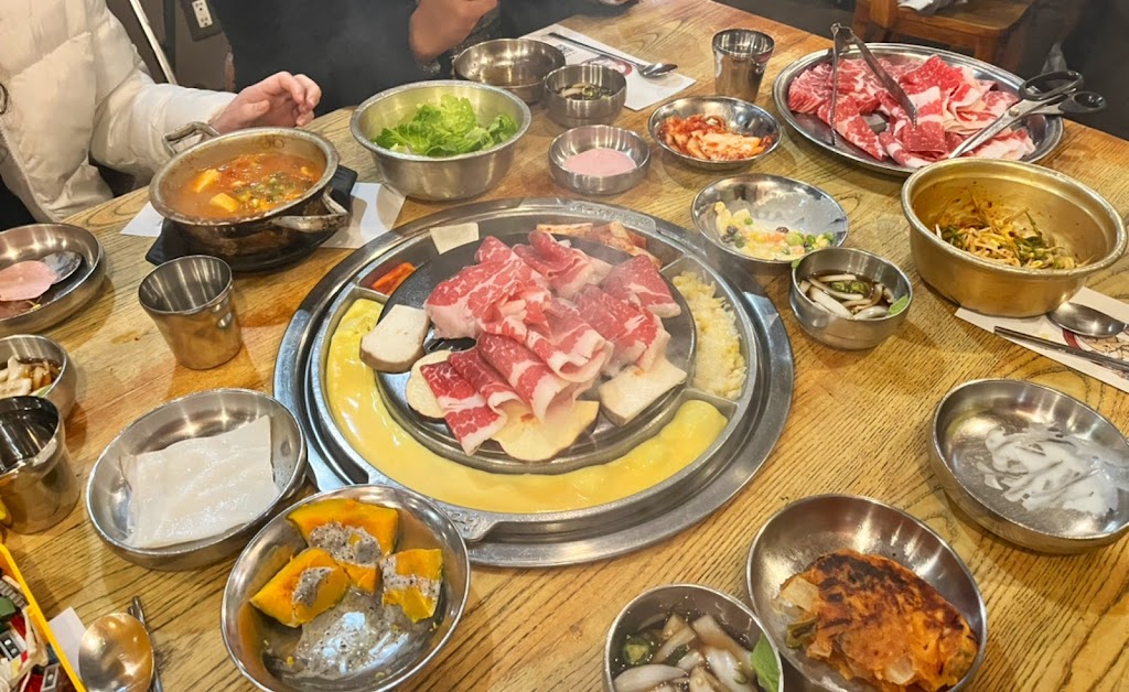 Kang Ho Dong Baekjeong | restaurant | 3465 W 6th St #20, Los Angeles, CA 90020, USA | 2133849678 OR +1 213-384-9678