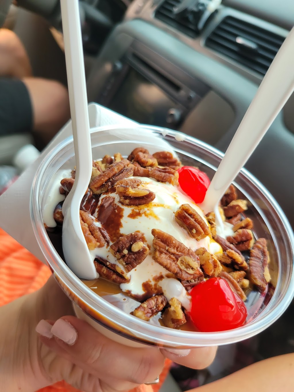 Andys Frozen Custard | restaurant | 3830 S Glenstone Ave, Springfield, MO 65804, USA | 4177999368 OR +1 417-799-9368