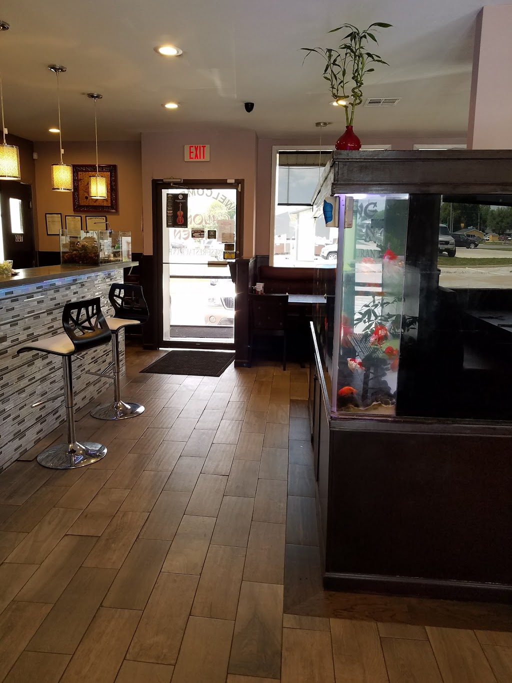 Chuong Garden | restaurant | 1110 A Ave W, Oskaloosa, IA 52577, USA | 6416768899 OR +1 641-676-8899