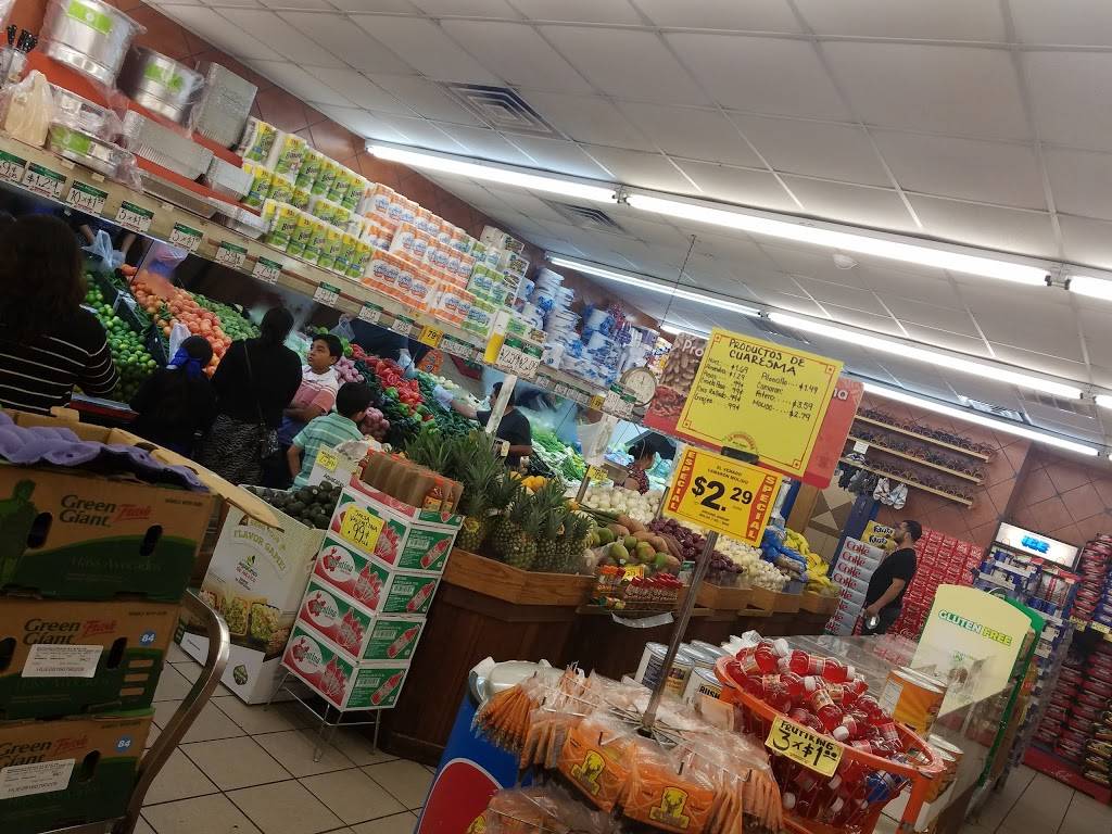 La Michoacana Meat Market | bakery | 2406 W Walnut St, Garland, TX 75042, USA | 9722765082 OR +1 972-276-5082