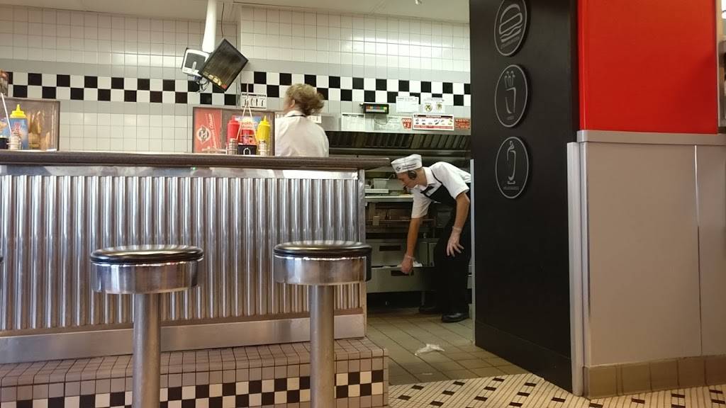 Steak n Shake | restaurant | 6380 Wilmington Pike, Dayton, OH 45459, USA | 9378489846 OR +1 937-848-9846