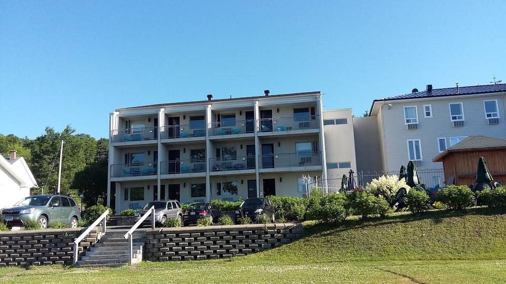 Le Manoir Du Lac-Etchemin | restaurant | 1415 QC-277, Lac-Etchemin, QC G0R 1S0, Canada | 4186252101 OR +1 418-625-2101