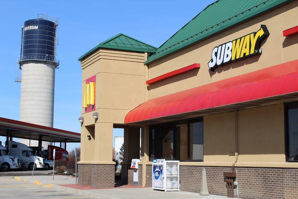 Subway Restaurants | restaurant | 427 E Main St, Beaverdam, OH 45808, USA | 4196437233 OR +1 419-643-7233