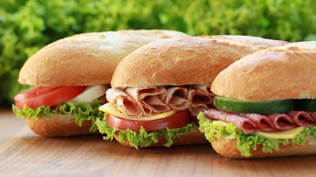 The Fresh Works | restaurant | 2863 Holme Ave, Philadelphia, PA 19152, USA | 2156710500 OR +1 215-671-0500