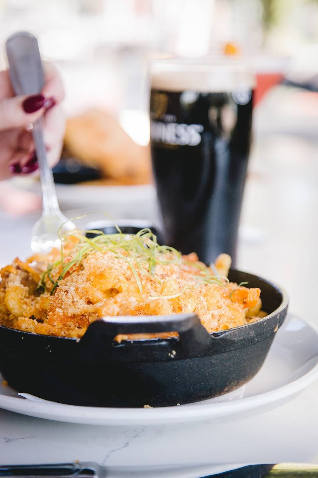 Thirsty Lion Gastropub & Grill - Chandler | restaurant | 3077 W Frye Rd, Chandler, AZ 85224, USA | 4807865799 OR +1 480-786-5799