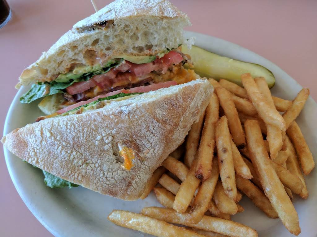 Park Street Grille | restaurant | 279 Main St #7, Rockland, ME 04841, USA | 2075944944 OR +1 207-594-4944