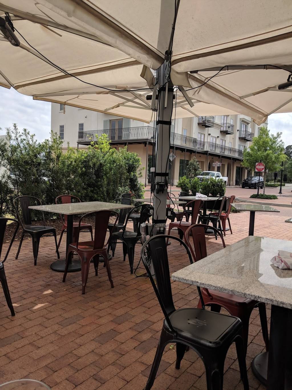 Pizza Byronz | restaurant | 8210 Village Plaza Ct, Baton Rouge, LA 70810, USA | 2259601100 OR +1 225-960-1100