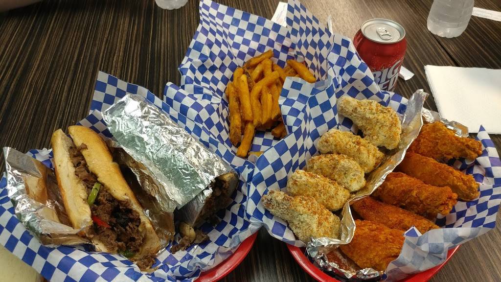 Waynes Wings | restaurant | 4453 Walzem Rd, San Antonio, TX 78218, USA | 2103003891 OR +1 210-300-3891