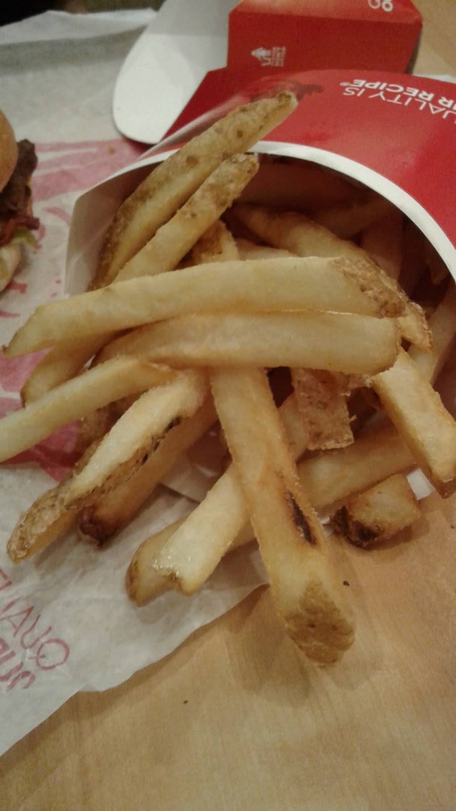 Wendys | restaurant | 4699 Everhard Rd NW, Canton, OH 44718, USA | 3304923722 OR +1 330-492-3722