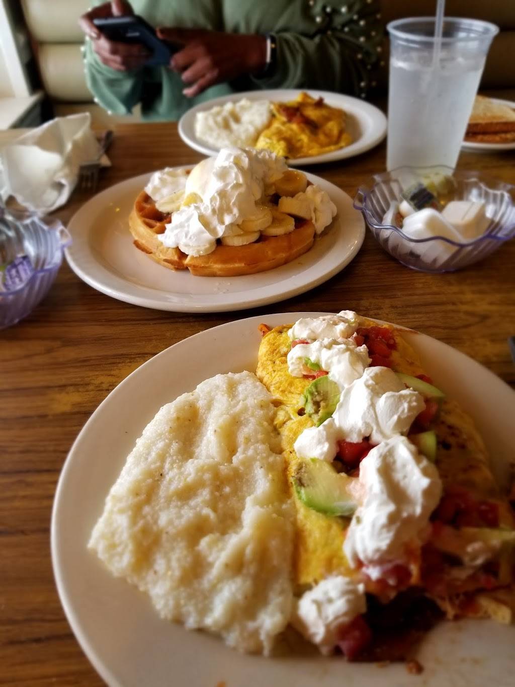 Dixie Grill & Steer Room | restaurant | 101 Dowling Ave SE, Live Oak, FL 32064, USA | 3863642810 OR +1 386-364-2810