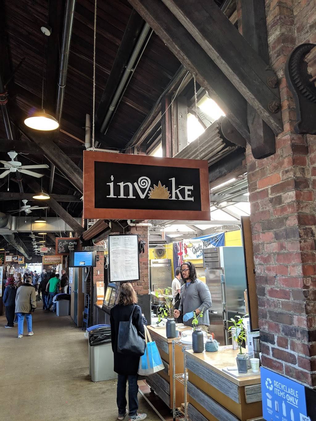 Invoke | restaurant | 600 E 2nd St, Dayton, OH 45402, USA | 2403820748 OR +1 240-382-0748