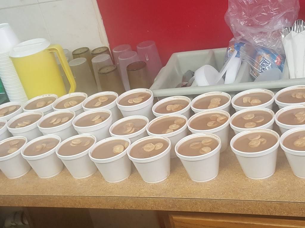 Quisqueya Luncheonette | restaurant | 259 Madison Ave, Perth Amboy, NJ 08861, USA | 7324421550 OR +1 732-442-1550