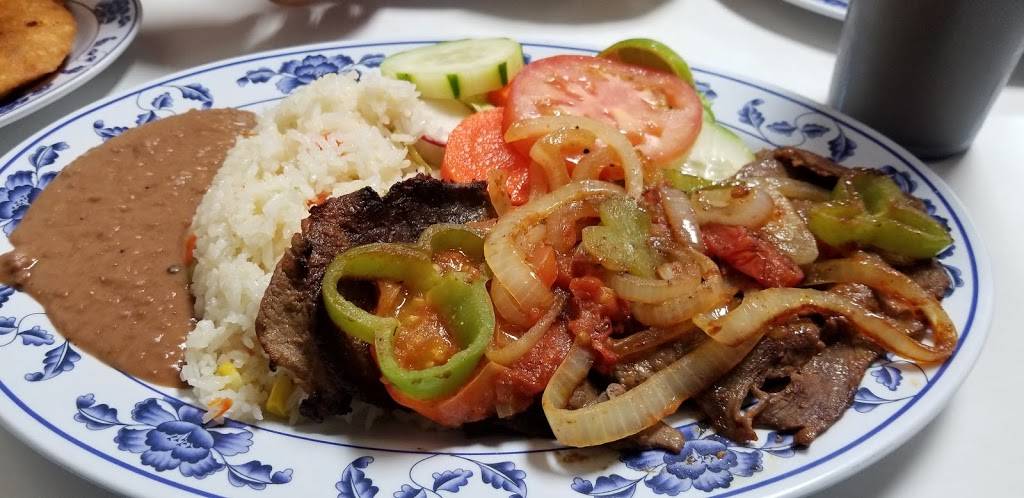 Pupuseria Salvadorena | restaurant | 1336 W Willow St #102, Long Beach, CA 90810, USA | 5624266004 OR +1 562-426-6004