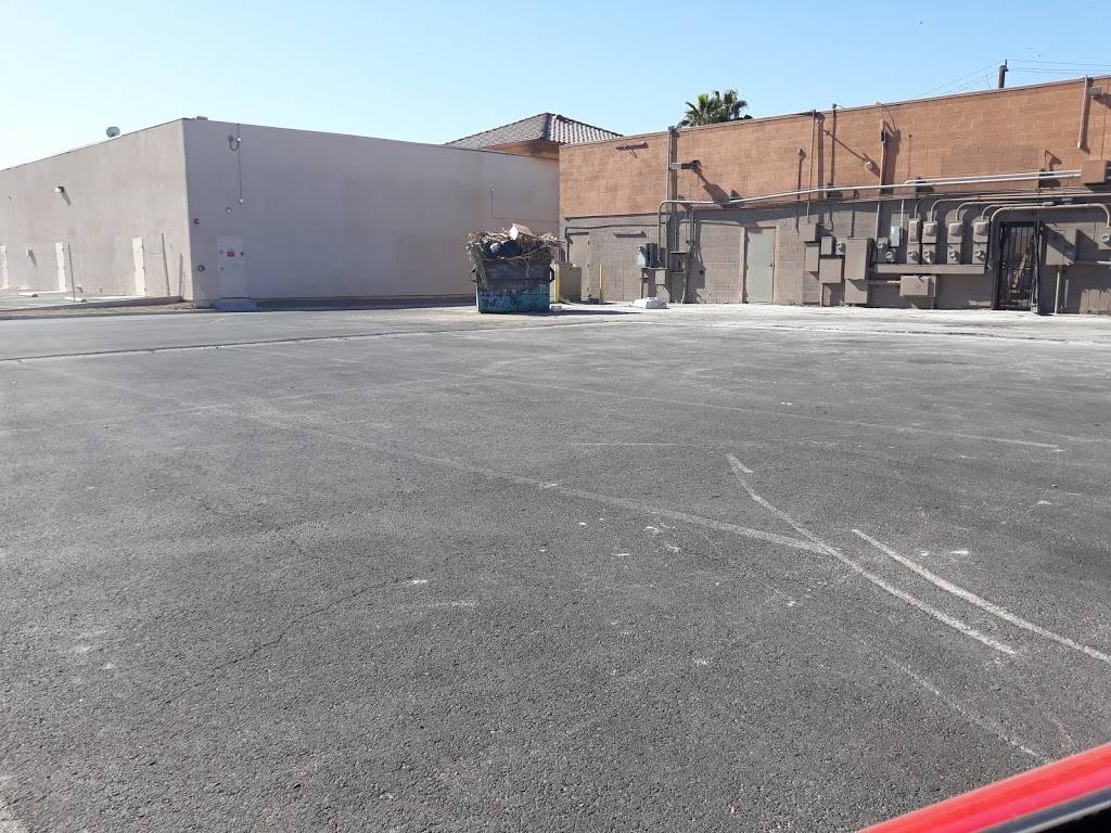 Chuck E. Cheese | restaurant | 350 N Nellis Blvd Ste. 100, Las Vegas, NV 89110, USA | 7024370108 OR +1 702-437-0108